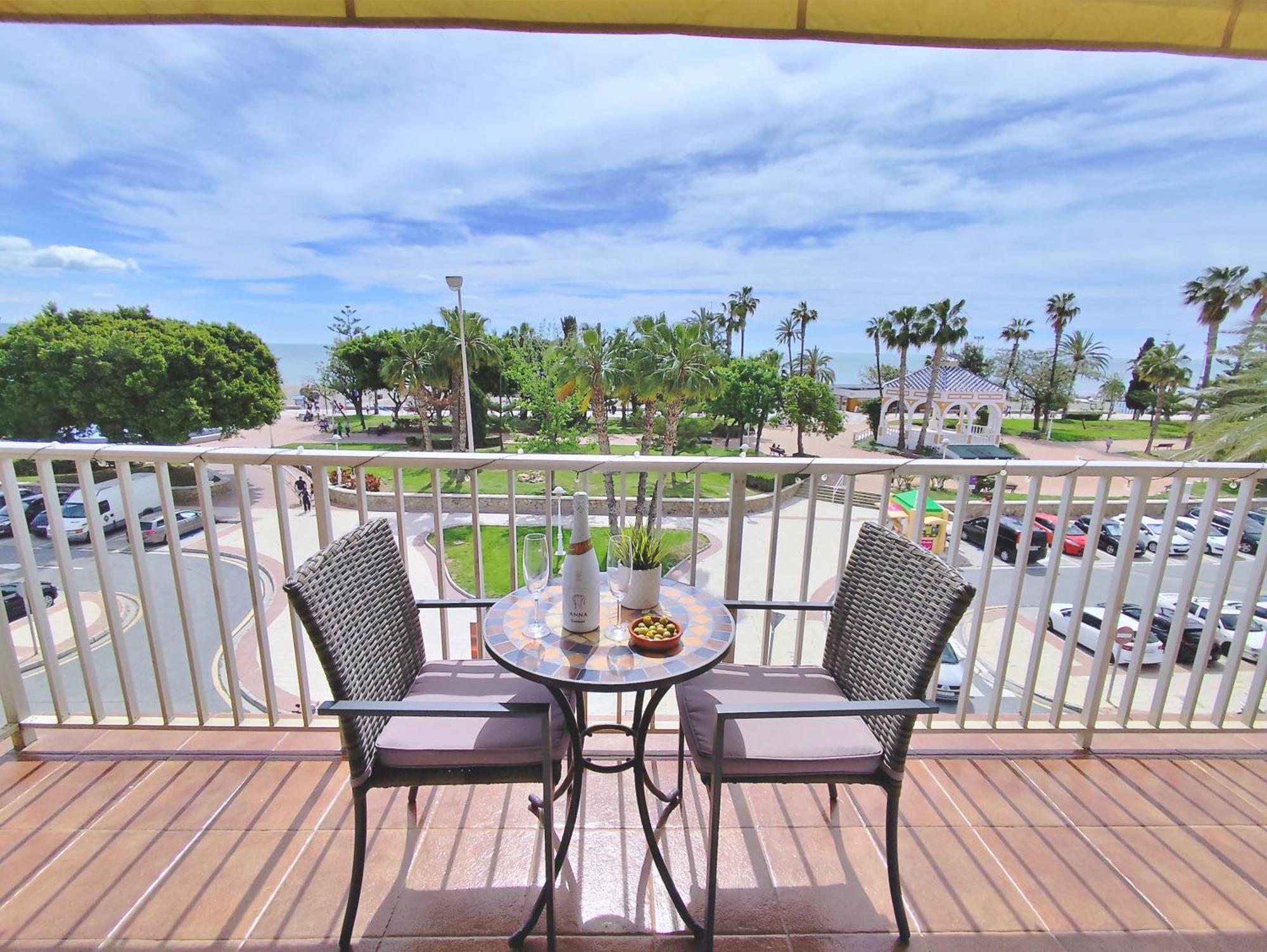 Apartamento El Nido Torre Del Mar Dış mekan fotoğraf