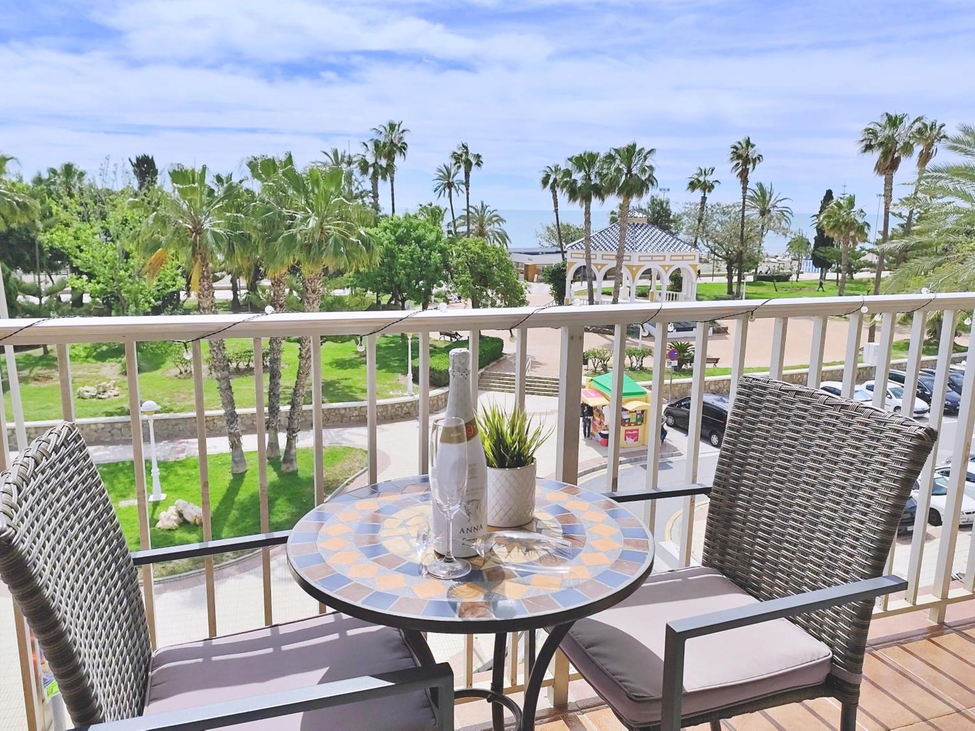 Apartamento El Nido Torre Del Mar Dış mekan fotoğraf