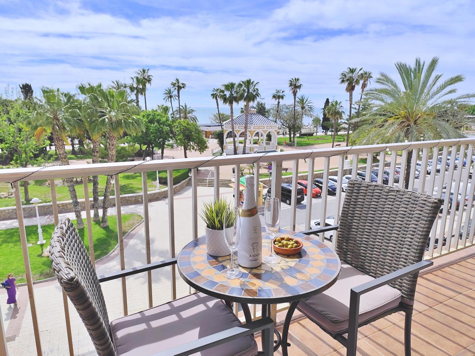 Apartamento El Nido Torre Del Mar Dış mekan fotoğraf