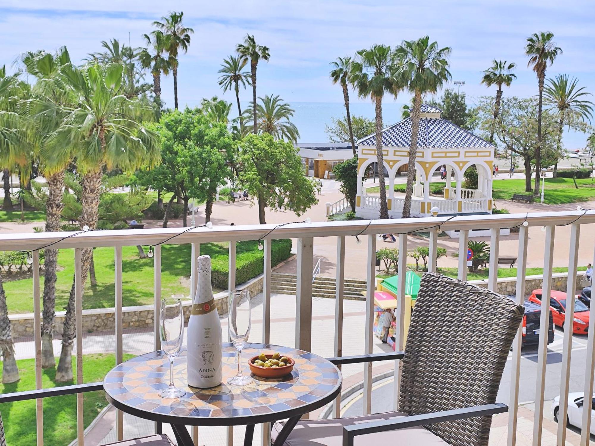Apartamento El Nido Torre Del Mar Dış mekan fotoğraf